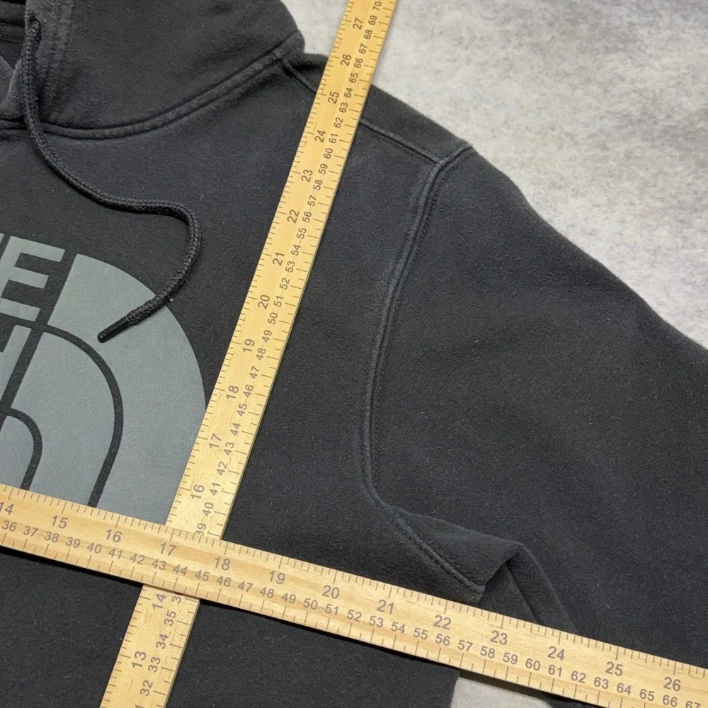 The North Face Half Dome Graphic Logo Mens Medium Black Pullover Hoodie Outdoors